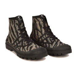 Pataugas AUTHENTIQUE M/TZ F4H KAKI 9 Pataugas AUTHENTIQUE M/TZ F4H KAKI -Pataugas Boutique 628185 554 OG M TZ F4H KAKI 3WEB