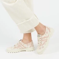 Produits populaires -Pataugas Boutique OGLGRF2HPOUDRE1