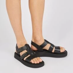 Pataugas ATARI/N F2I NOIR -Pataugas Boutique SANDALE FEMME ATARI N F2I NOIR 628447 850 Porte dbe42562 dc24 4319 b49a 6d0c440c7566